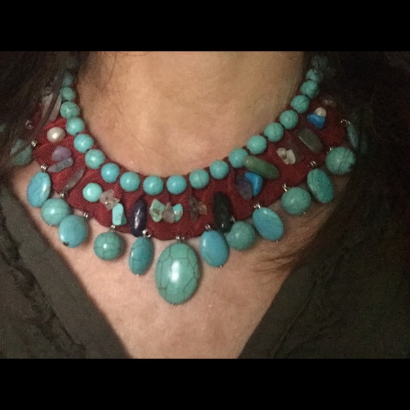 Make an Outfit! Arty and Unique Necklace - Picture 1 of 4